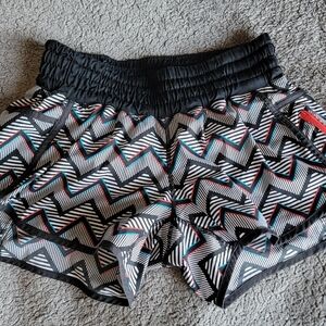 Lululemon Women's Run: Speed Shorts Seawheeze Chevron 3D Multi Black TDCV